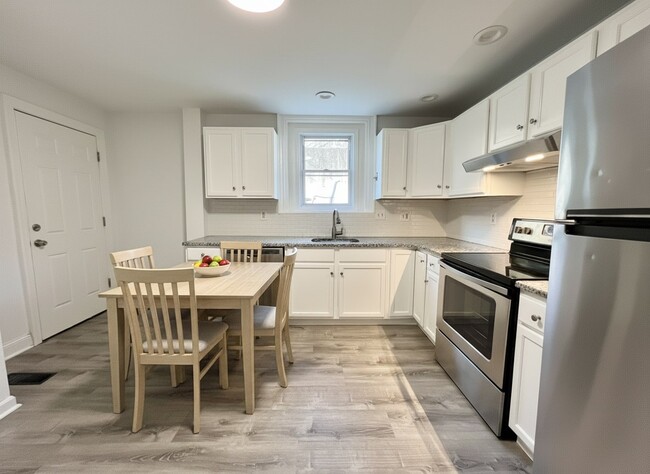 358 E Hector St in Conshohocken, PA - Building Photo - Building Photo