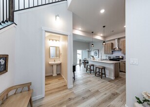 5762 Villa Lorenzo Dr in Colorado Springs, CO - Foto de edificio - Building Photo