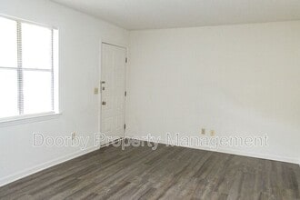 26 Nicole Ln. in Ringgold, GA - Building Photo - Building Photo