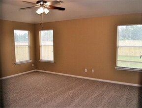 11738 Pinemeade Ln in Tomball, TX - Building Photo - Building Photo