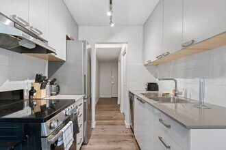 254 E 12th Ave in Vancouver, BC - Building Photo - Building Photo