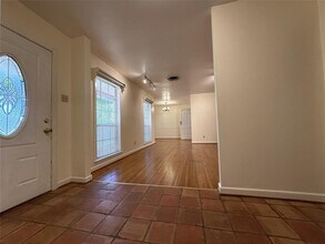 10607 Clematis Ln in Houston, TX - Building Photo - Building Photo
