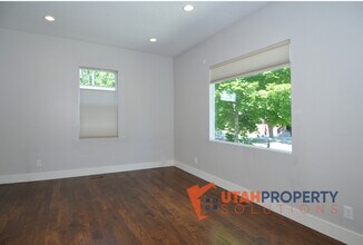 330 E Sherman Ave in Salt Lake City, UT - Building Photo - Building Photo