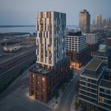 Mill House in Toronto, ON - Building Photo - Building Photo