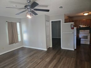 994 Fox Hollow Rd in Conway, SC - Building Photo - Building Photo