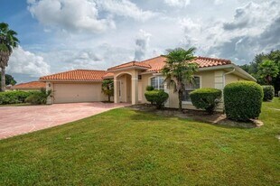 4244 E Bennett St in Inverness, FL - Building Photo