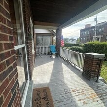 240 Ridgewood Ave in Pittsburgh, PA - Building Photo - Building Photo