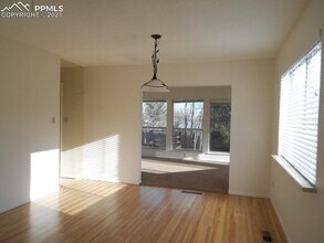 605 Commanche Dr in Colorado Springs, CO - Building Photo - Building Photo