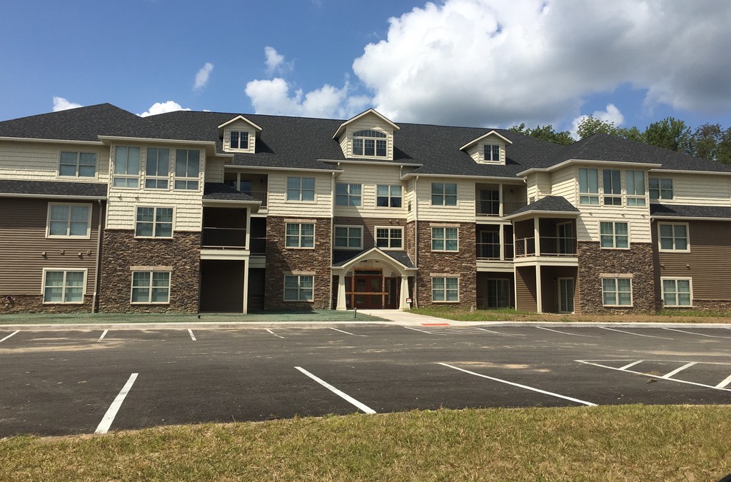 Center Pointe at Radisson Apartments in Baldwinsville, NY