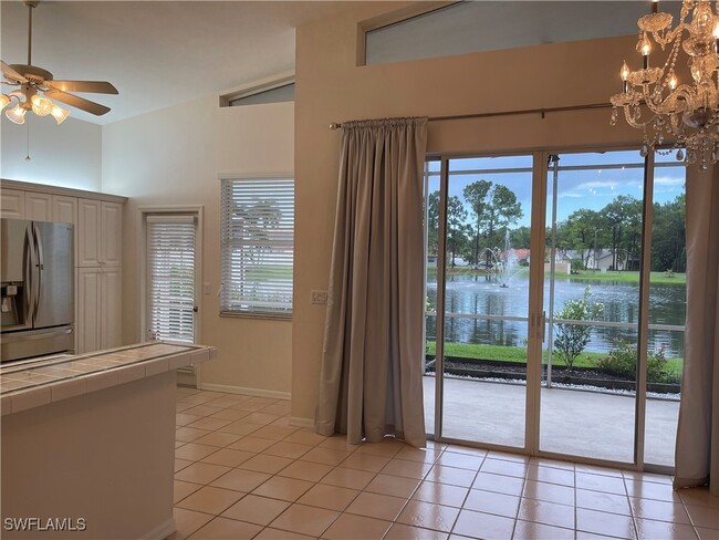 1118 Jardin Dr in Naples, FL - Building Photo - Building Photo