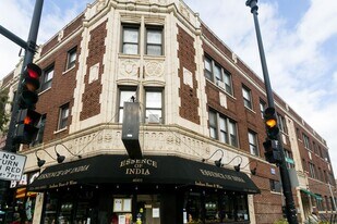 2249 W Wilson Ave, Unit 113 in Chicago, IL - Building Photo