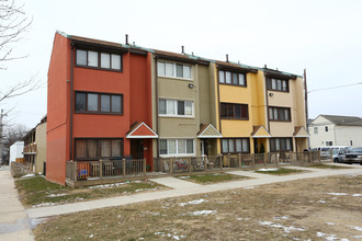 Locust Court in West Chester, PA - Building Photo - Building Photo