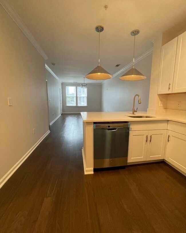 12001 Market St, Unit 361