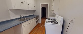 120 College Ave in Somerville, MA - Building Photo