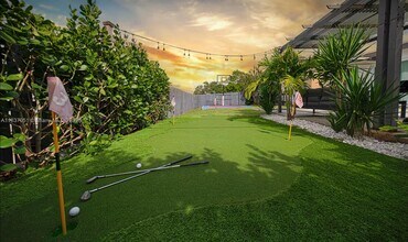 10010 SW 162nd St in Miami, FL - Building Photo - Building Photo