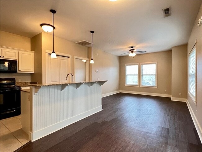 3164 N Barnsbury Terrace in Fayetteville, AR - Foto de edificio - Building Photo