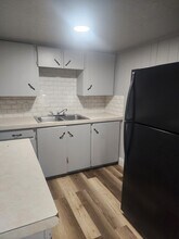 111 W Locust Ave in Enid, OK - Building Photo - Building Photo