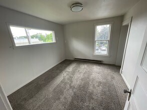 117 W Augusta Ave in Spokane, WA - Building Photo - Building Photo