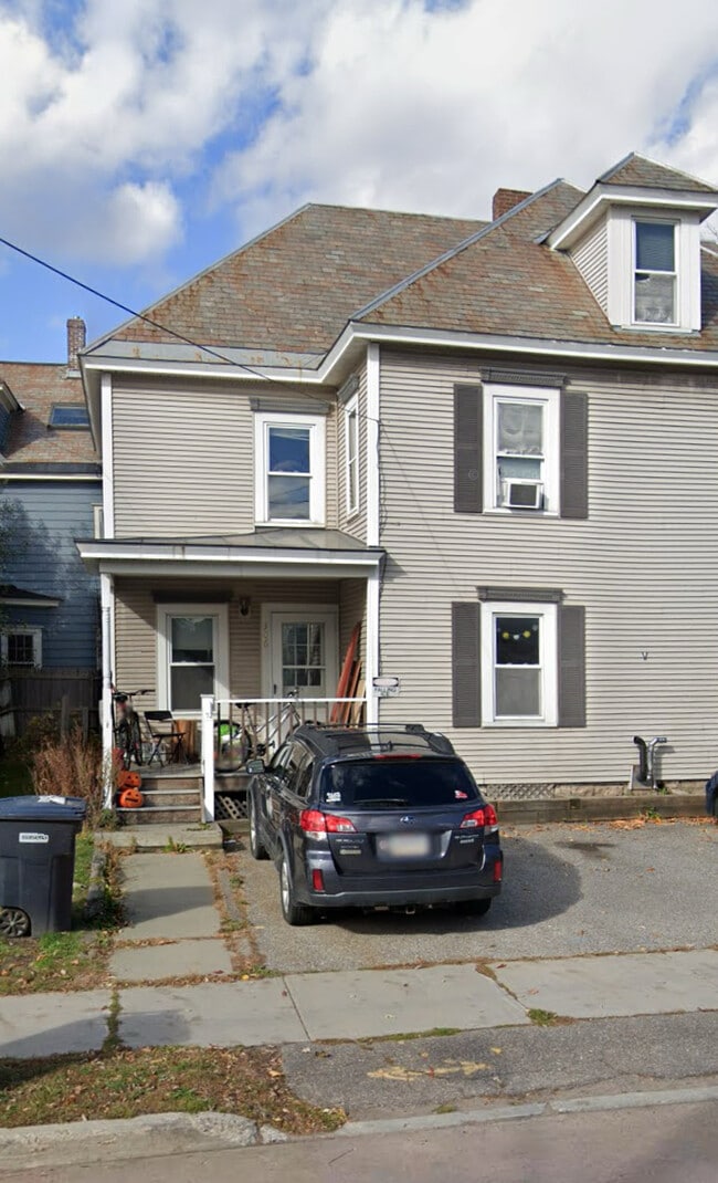 306 Colchester Ave