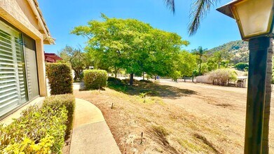 29784 Kirsten Ln in Vista, CA - Building Photo - Building Photo