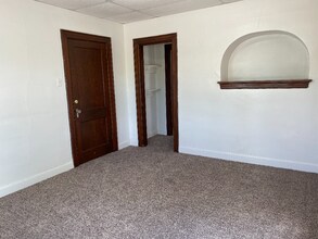 264 College St SE in Valley City, ND - Building Photo - Building Photo