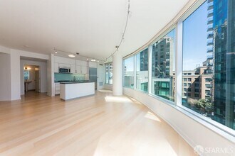 301 Main St in San Francisco, CA - Foto de edificio - Building Photo