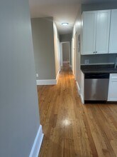 16 Bird St, Unit 3 in Boston, MA - Building Photo - Building Photo