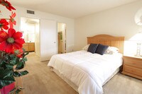 Bedroom - Sycamore Creek Apartamentos in Tucson, Arizona