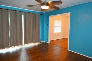 501 Jerry St in Houston, TX - Building Photo