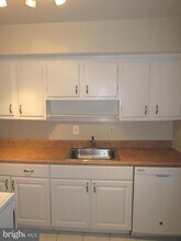 121 E Glendale Ave in Alexandria, VA - Building Photo - Building Photo