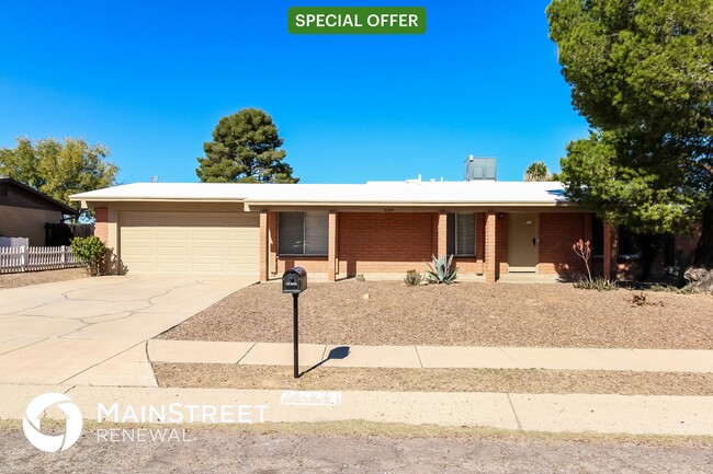 property at 8049 E Manitoba Pl