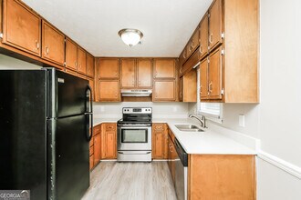 120 Hearth Way in Fairburn, GA - Building Photo - Building Photo