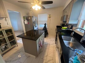 51 Bacon St in Waltham, MA - Building Photo