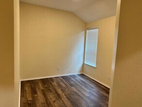 383 Orbit Dr in Lavon, TX - Building Photo - Building Photo