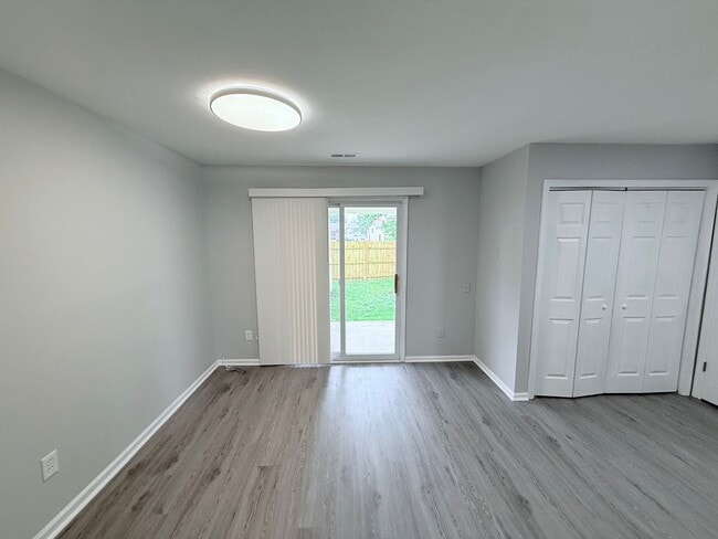 5555 Lynbrook Landing in Virginia Beach, VA - Building Photo - Building Photo