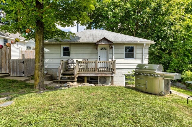 property at 154 Windermere Ave
