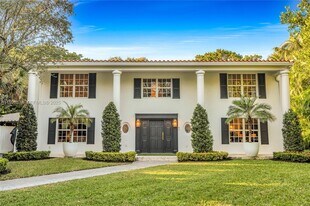 607 Melaleuca Ln in Miami, FL - Building Photo