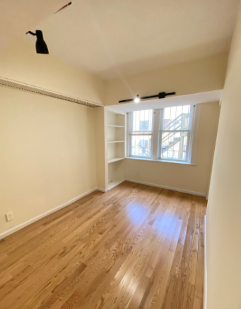 115 Longwood Ave, Unit 3R in Brookline, MA - Building Photo - Building Photo