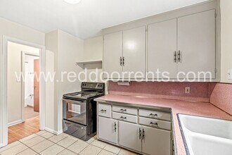 4925 Crittenden Ave in Indianapolis, IN - Building Photo - Building Photo