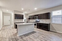 14076 Silver Falls Ct