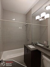 2752 N Mildred Ave, Unit 1 in Chicago, IL - Foto de edificio - Building Photo