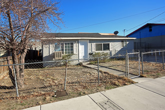 2650 Wrondel Way in Reno, NV - Building Photo - Primary Photo