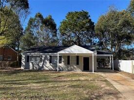 4010 Sunnyvale Ln S in Mobile, AL - Building Photo