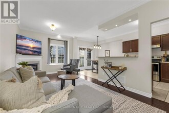 1375 Stephenson Dr in Burlington, ON - Building Photo - Building Photo