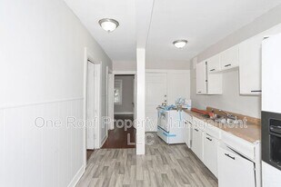 3225 E 8th St in Kansas City, MO - Building Photo