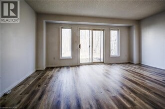 110 Activa Ave in Kitchener, ON - Building Photo - Building Photo