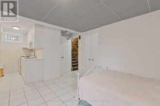 148 Rusholme Rd in Toronto, ON - Building Photo - Building Photo
