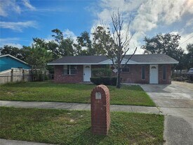 4419 Atwood Dr in Tampa, FL - Building Photo