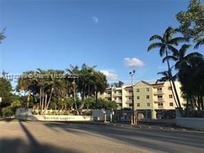 8260 SW 210th St, Unit # 220 in Cutler Bay, FL - Building Photo - Building Photo