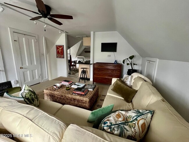 74 Mt Hermon Way in Ocean Grove, NJ - Building Photo - Building Photo